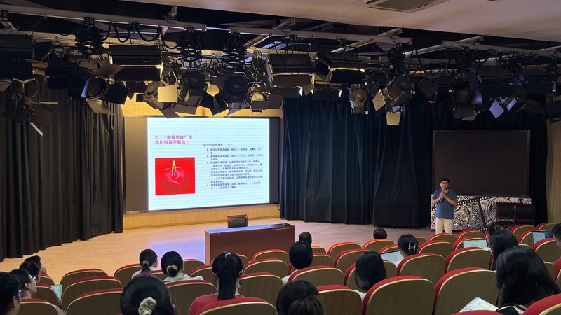 抖音媒介投放定制方案：揭秘定制化策略与报价构成